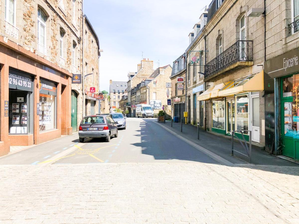 **New** Le Nid Douillet Au Coeur De Guingamp Apartment Bagian luar foto